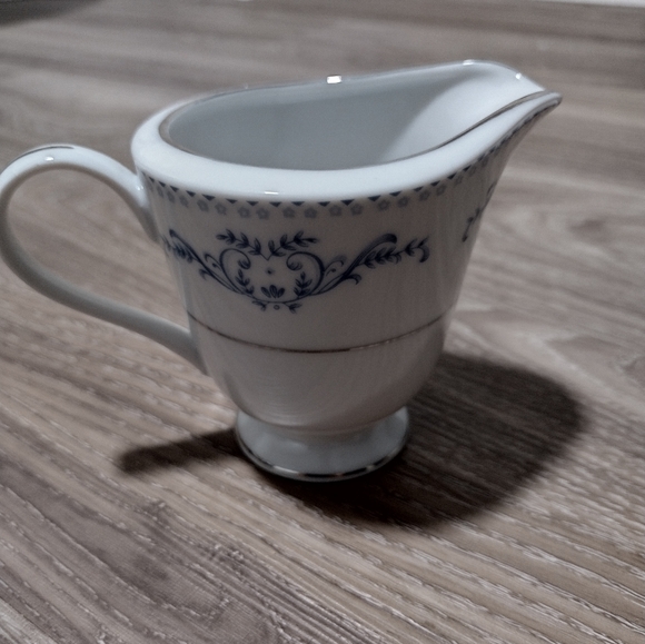 Amcrest Creamer Cup in Verona - Picture 2 of 5